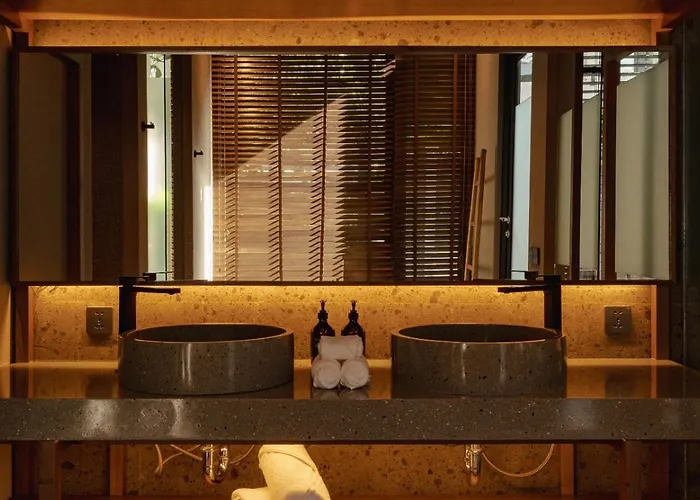 ヴィラ The Akasha Luxury チャングー
